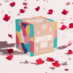 FREE PEOPLE MYSTERY BOX!! NWT and NWOT
Size L/XL!!!